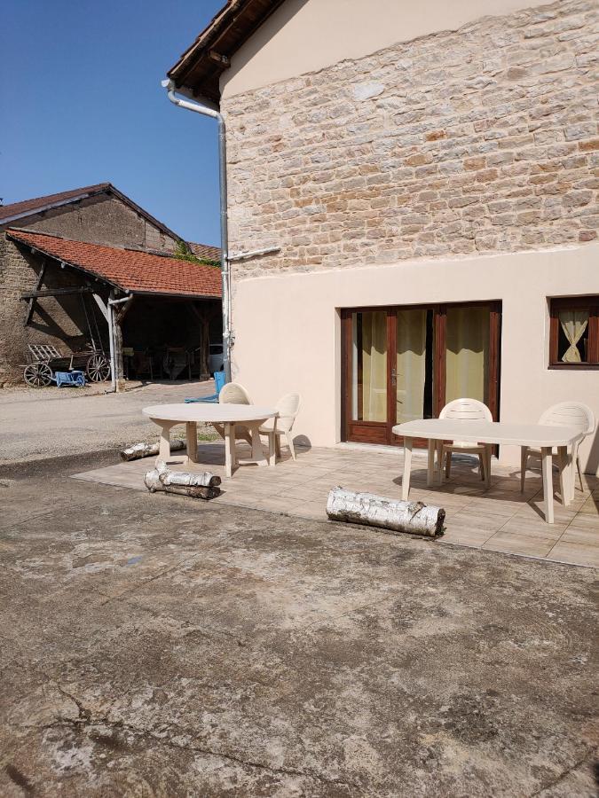 La Ferme Du Grand Faubourg Bed & Breakfast Pont-de-Vaux Luaran gambar