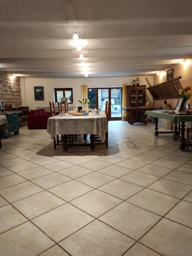 La Ferme Du Grand Faubourg Bed & Breakfast Pont-de-Vaux Luaran gambar