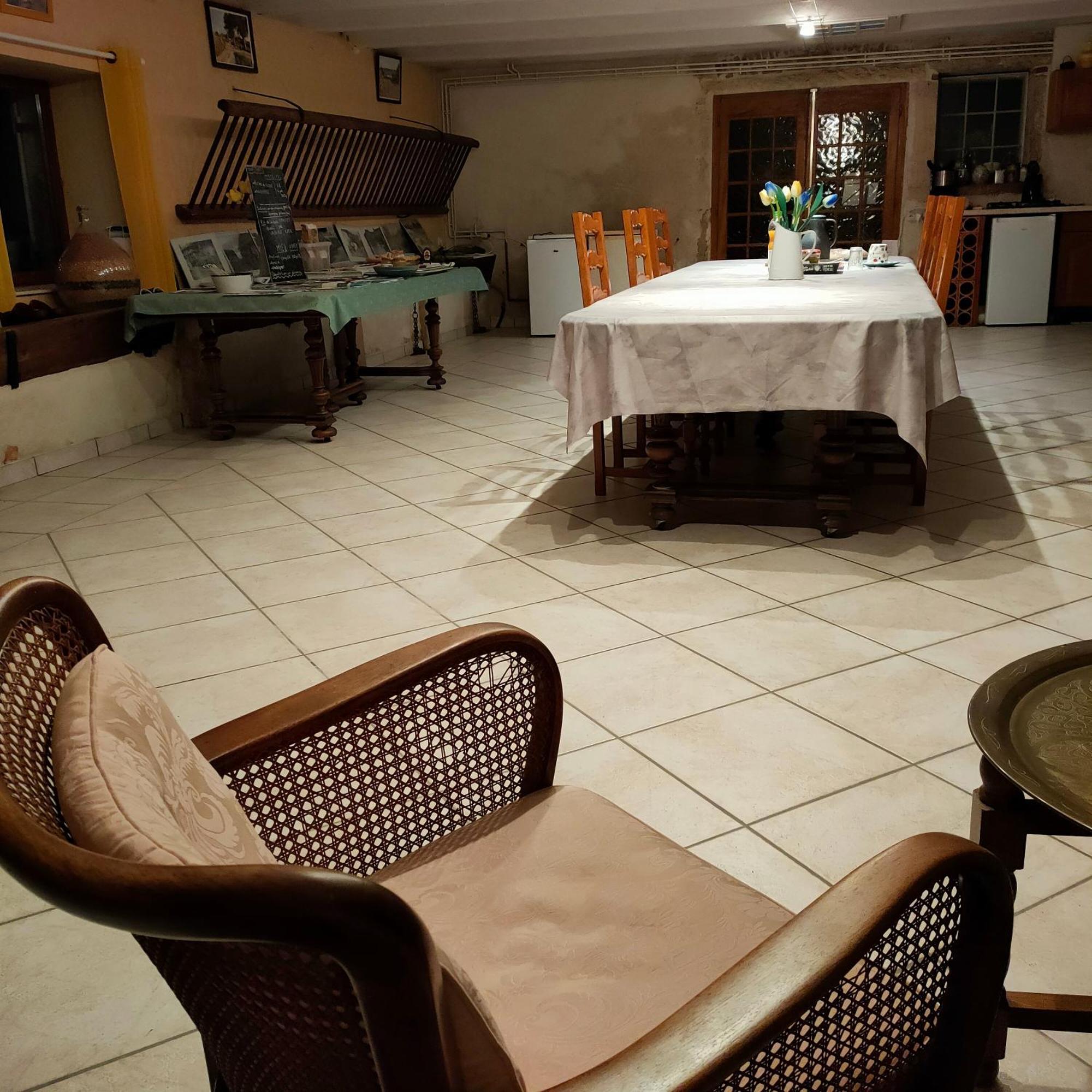 La Ferme Du Grand Faubourg Bed & Breakfast Pont-de-Vaux Luaran gambar